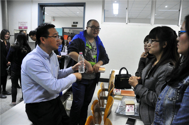 1476353235393912.jpg 招聘3.jpg